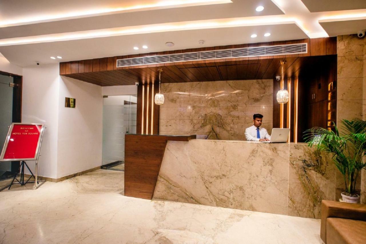 400кв.м 21, 21 баня Къща в Tajganj Hotel Агра Екстериор снимка